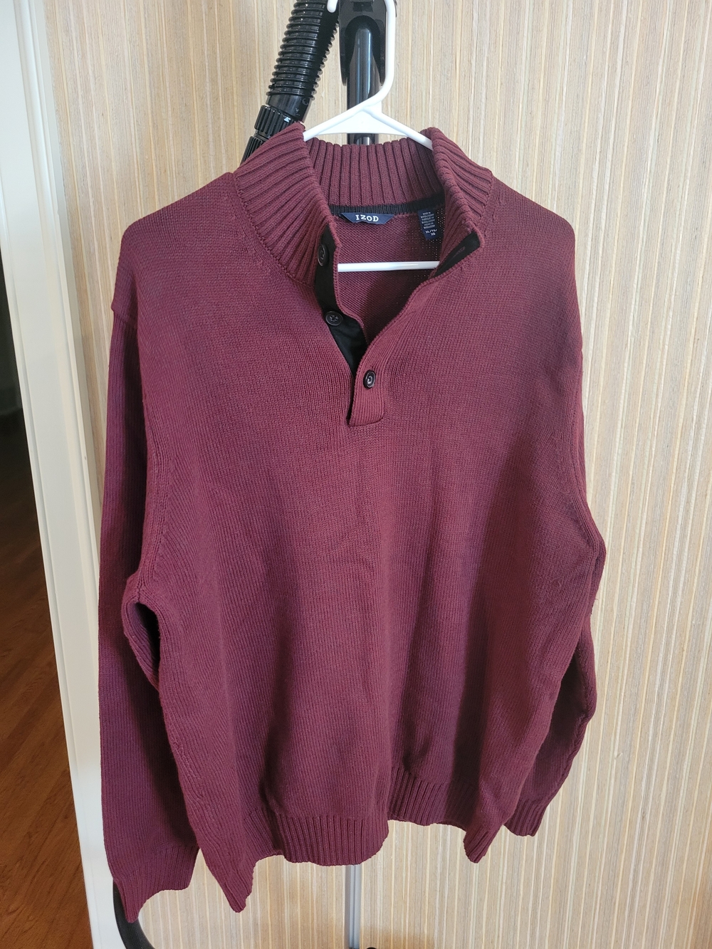 IZOD Men's Maroon Quarter-Button Sweater NWOT XL